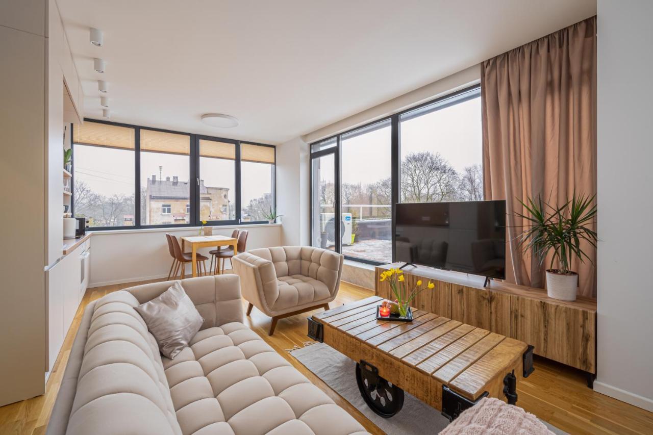 1-Bedroom Penthouse With Underground Parking Riga Exterior photo