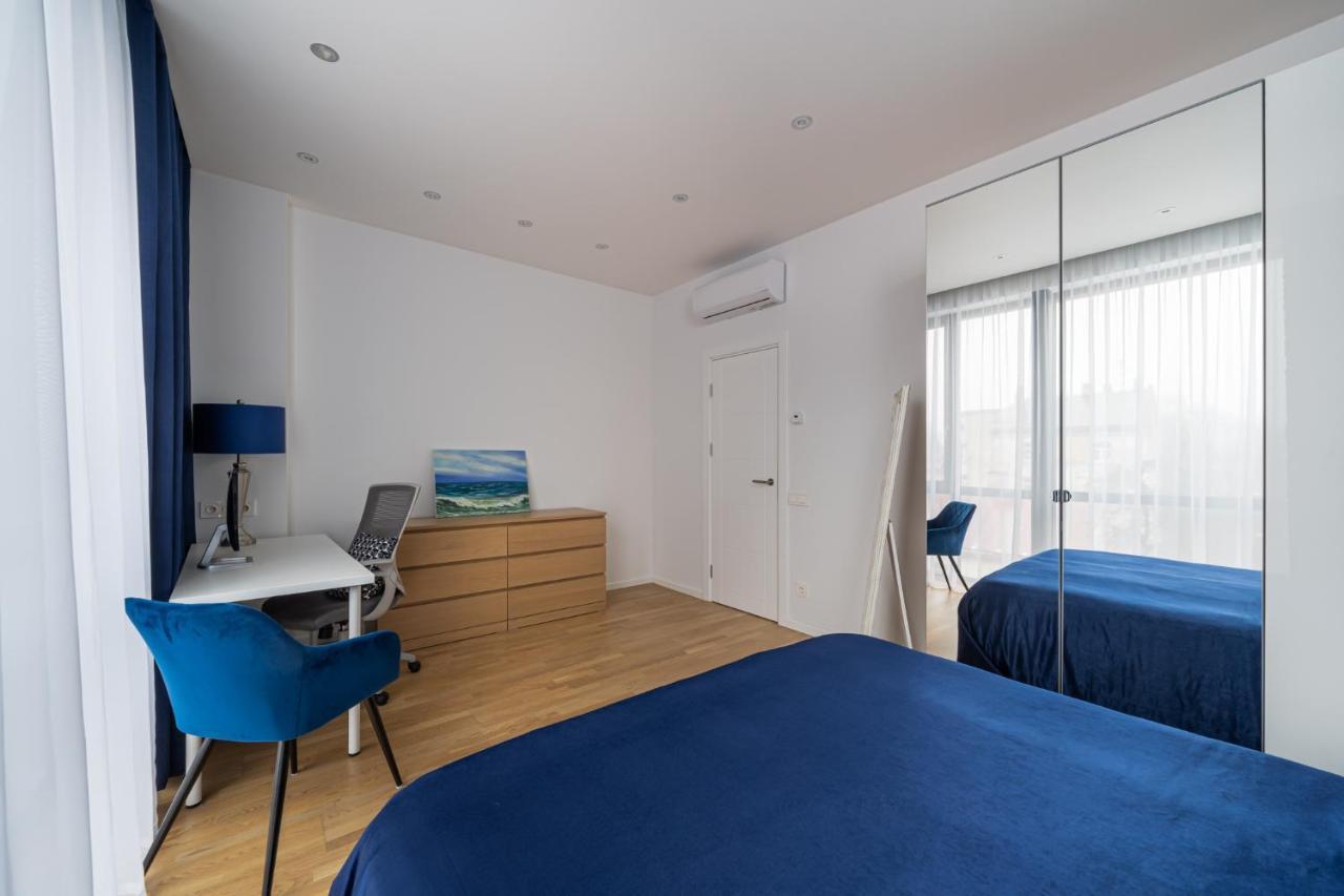 1-Bedroom Penthouse With Underground Parking Riga Exterior photo