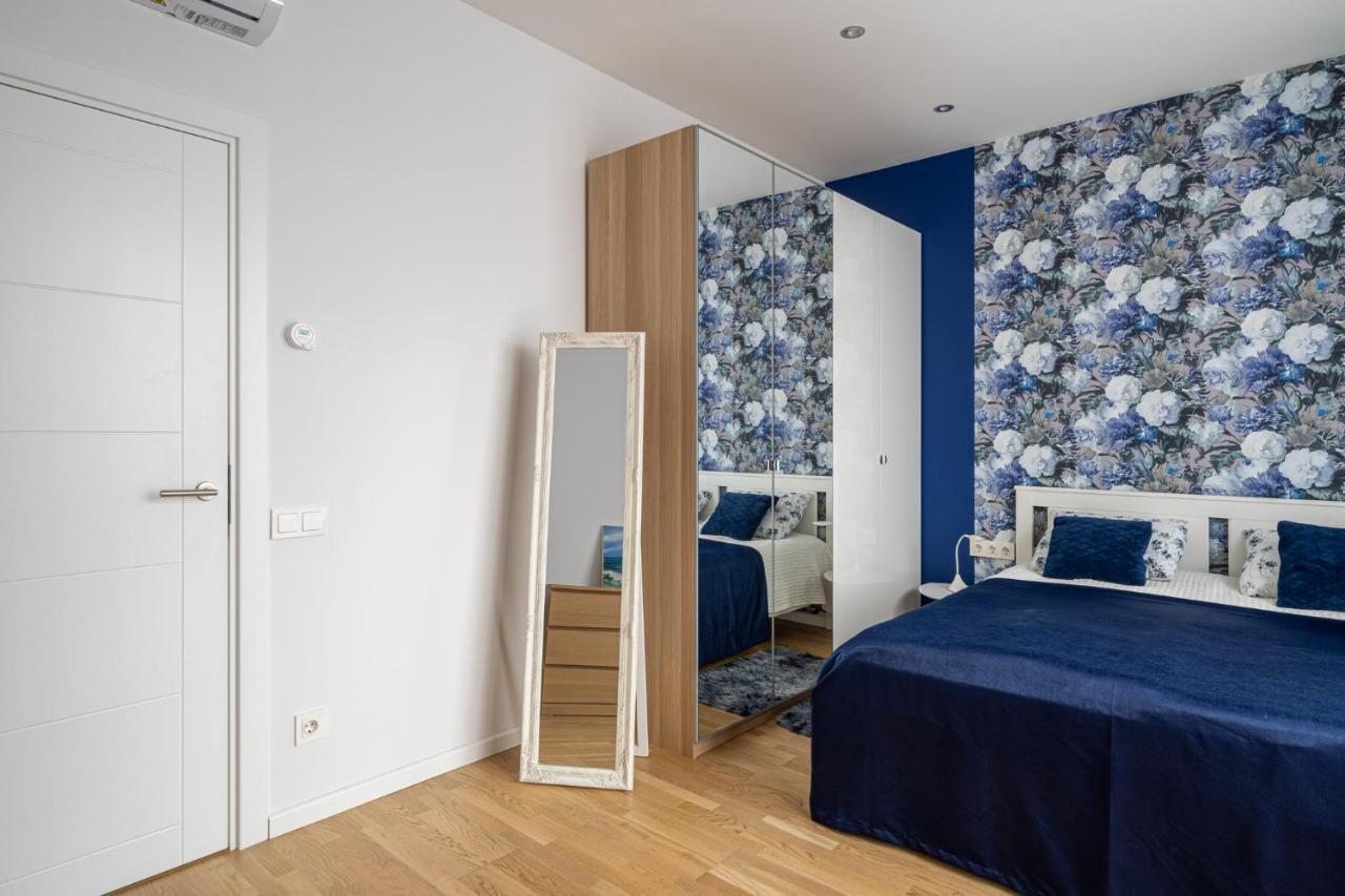 1-Bedroom Penthouse With Underground Parking Riga Exterior photo